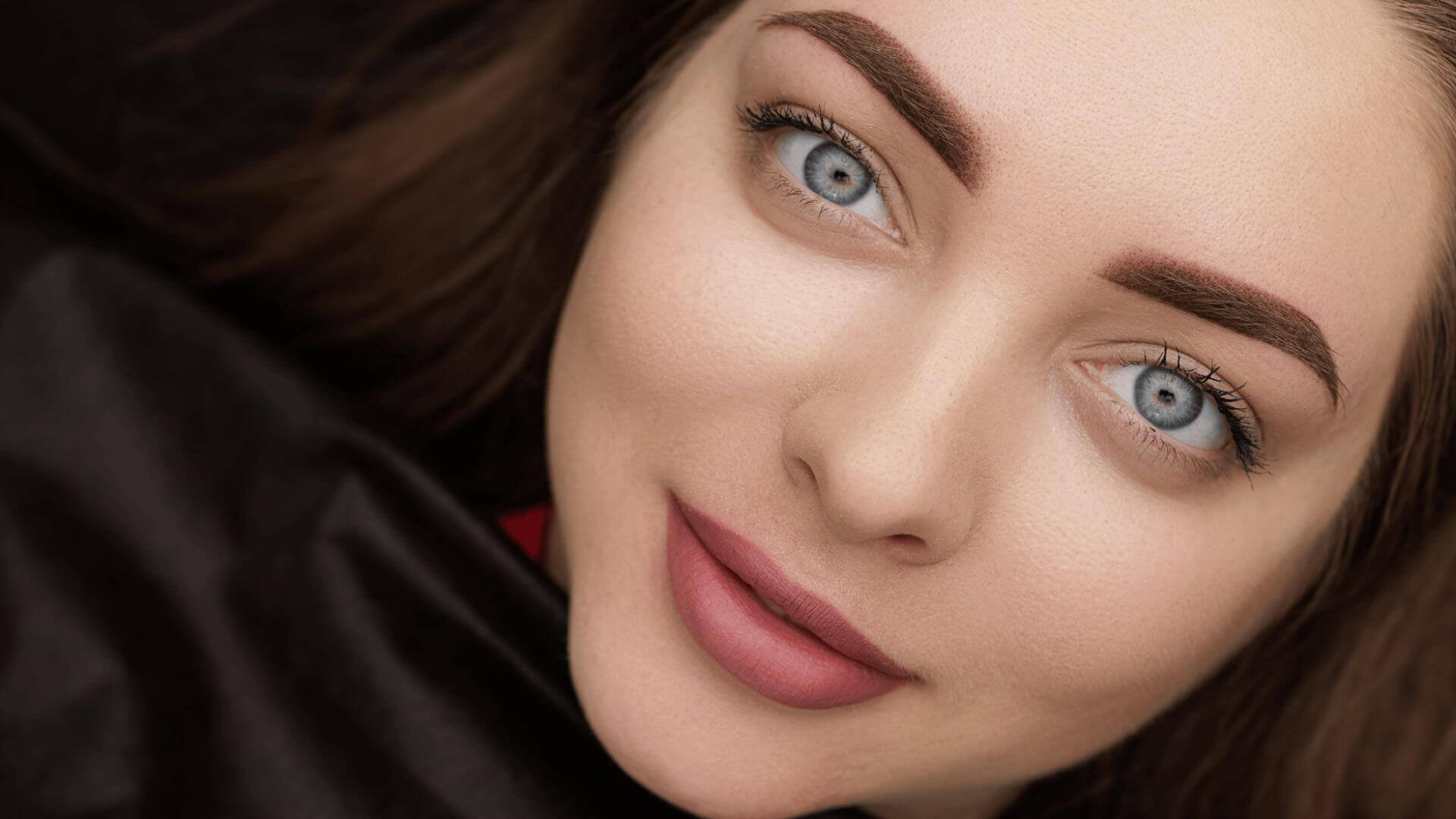 Powder Brows für perfekte, pudrige Augenbrauen – sanft, typgerecht & elegant | Permanent Make-up by Xenia Frank in Salach