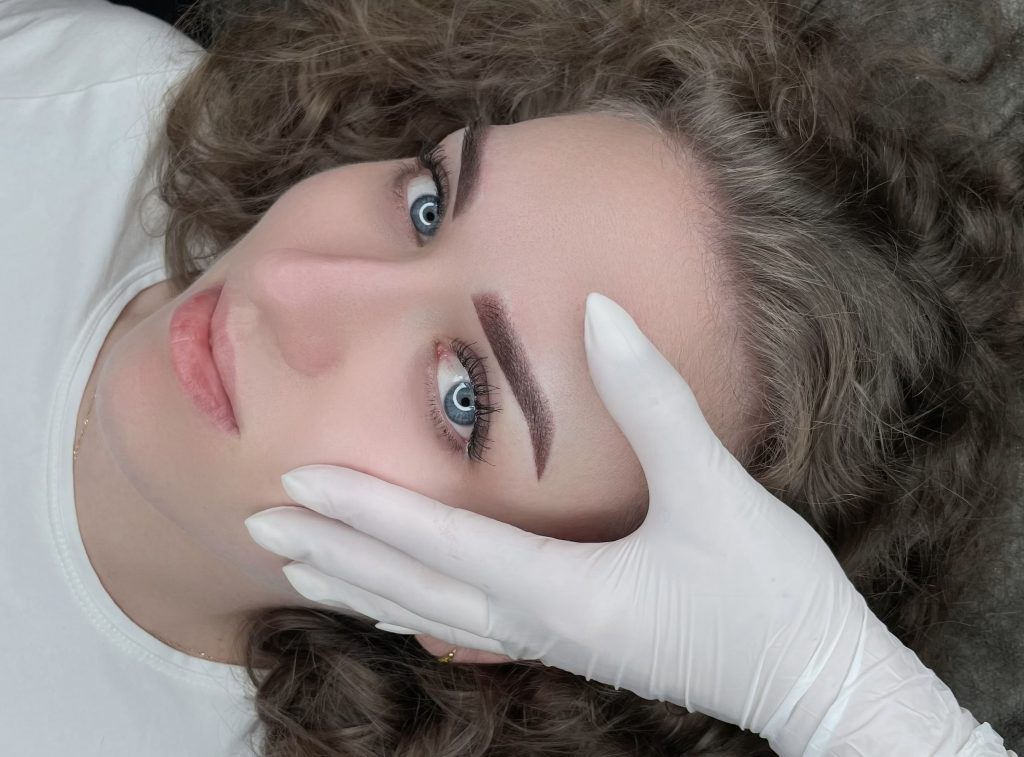 Powder Brows - Xenia Frank Permanent Make - up Salach